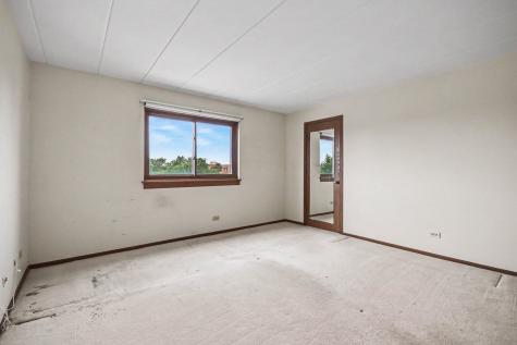1491 Ashland Avenue Des Plaines IL 60016
