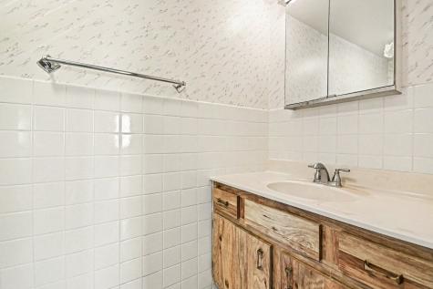 1491 Ashland Avenue Des Plaines IL 60016