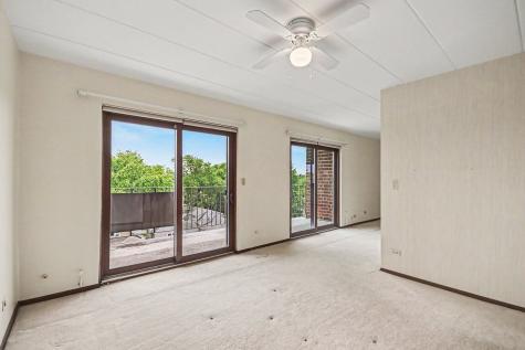 1491 Ashland Avenue Des Plaines IL 60016