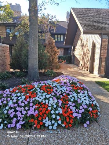 1864 Mission Hills Lane Northbrook IL 60062