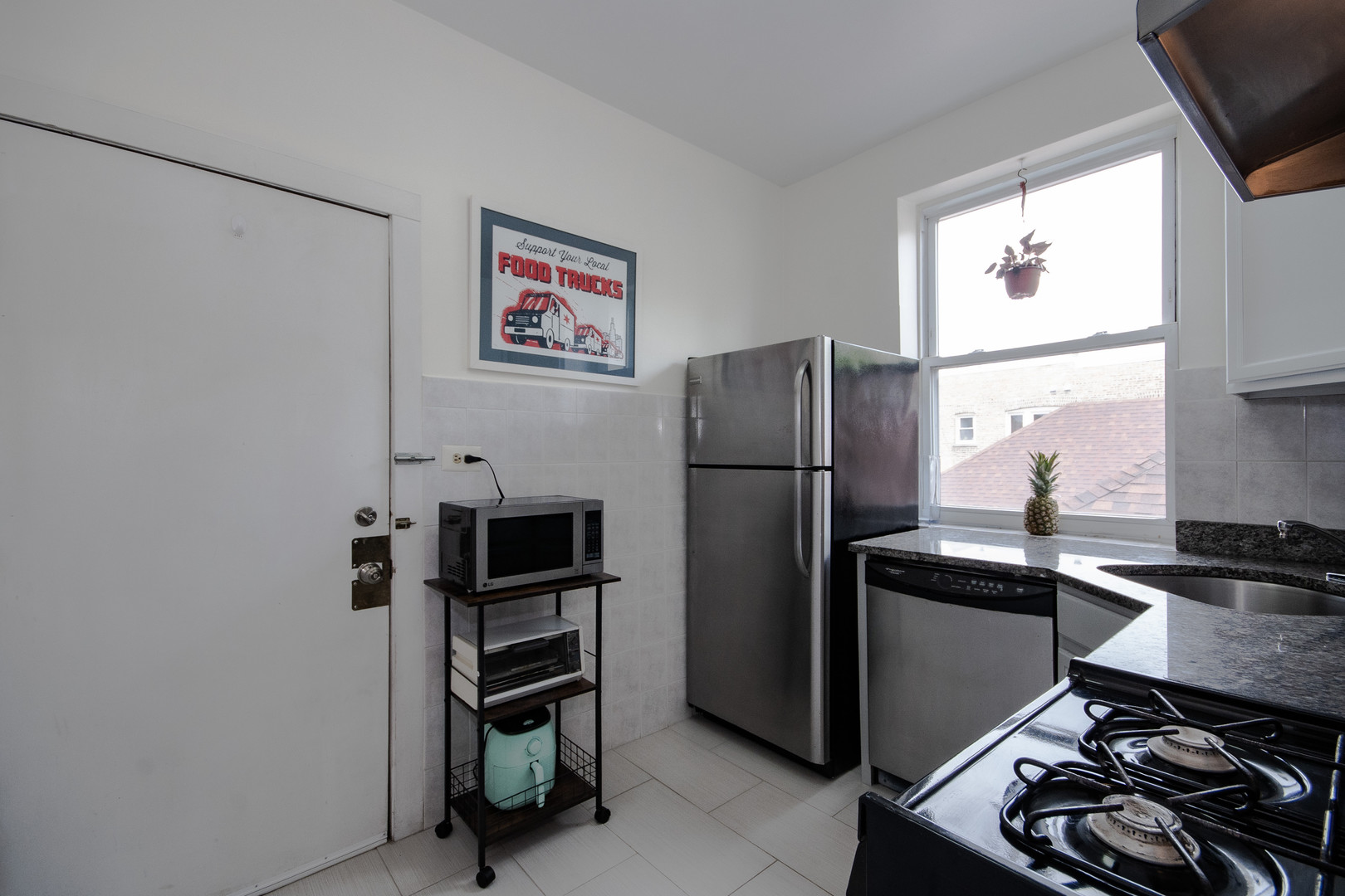 3434 West Leland Avenue Chicago IL 60625