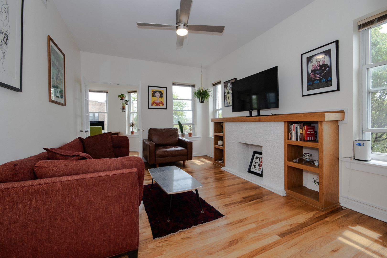 3434 West Leland Avenue Chicago IL 60625