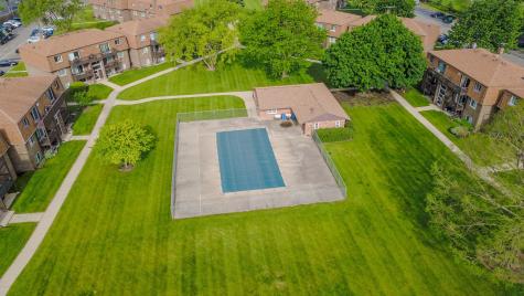 124 Boardwalk Street Elk Grove Village IL 60007