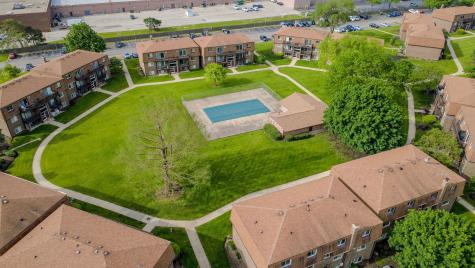124 Boardwalk Street Elk Grove Village IL 60007