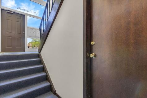 124 Boardwalk Street Elk Grove Village IL 60007