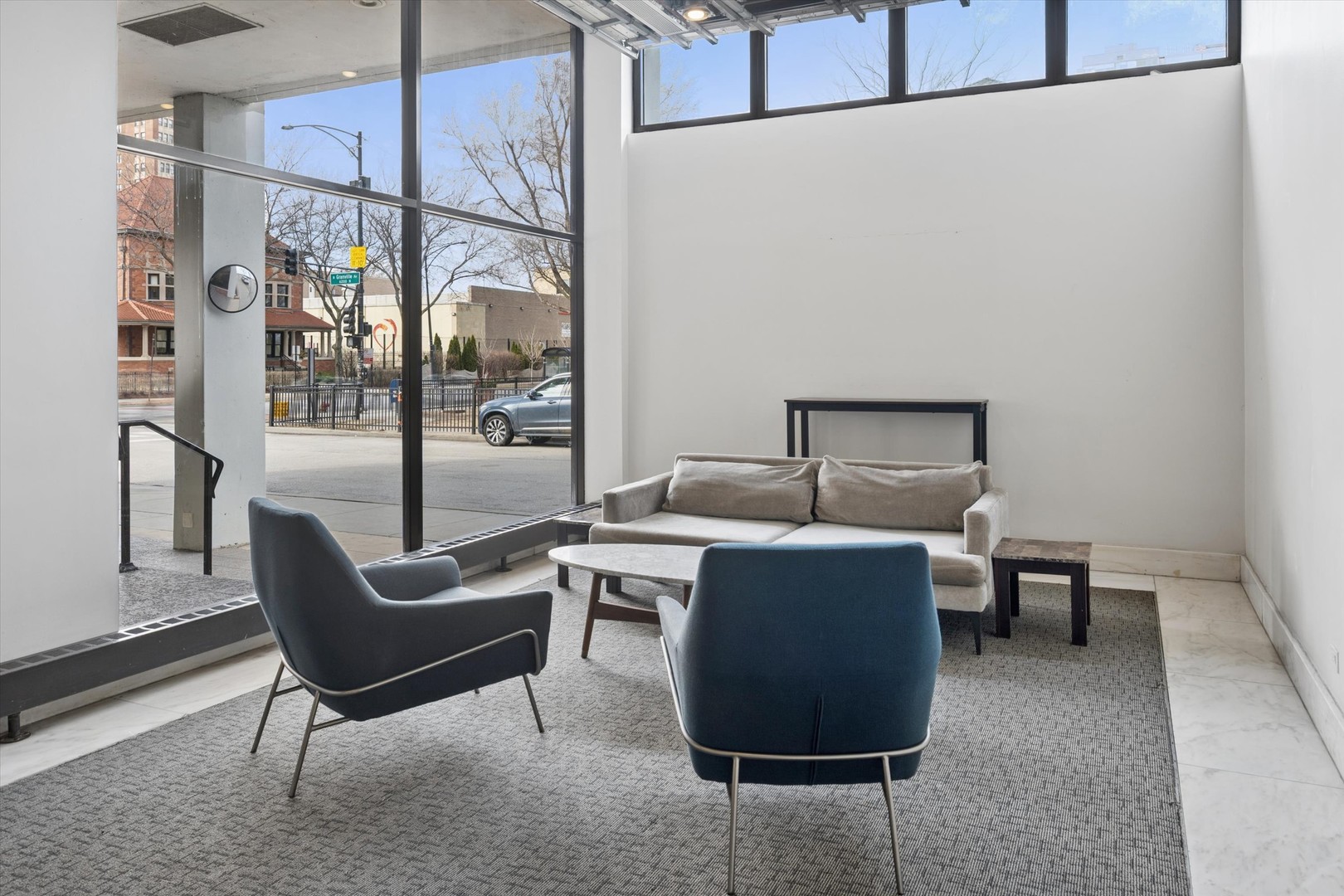 6171 North Sheridan Road Chicago IL 60660