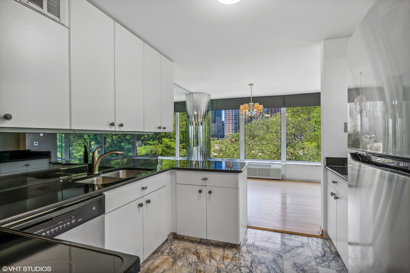 505 North Lake Shore Drive Chicago IL 60611