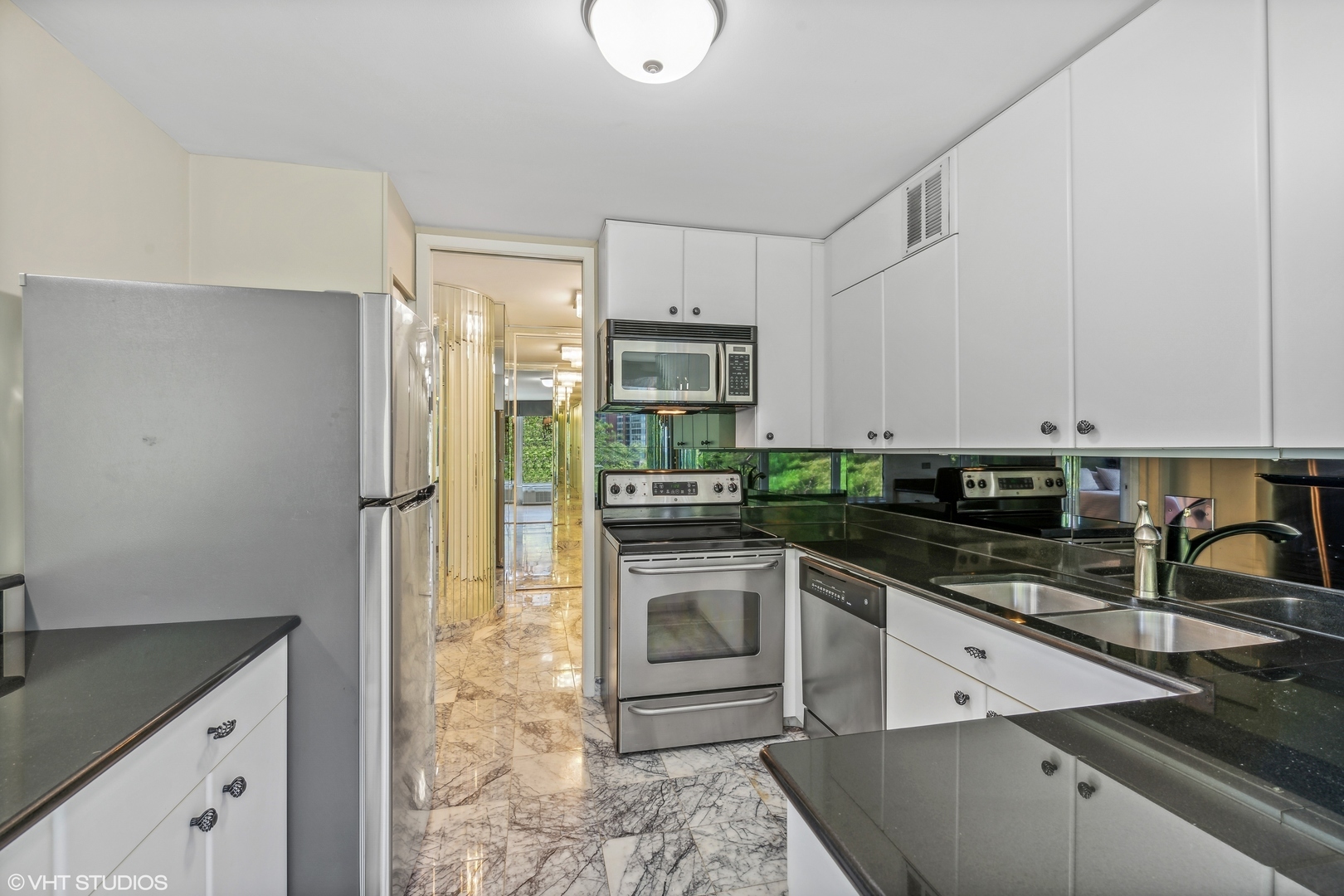 505 North Lake Shore Drive Chicago IL 60611