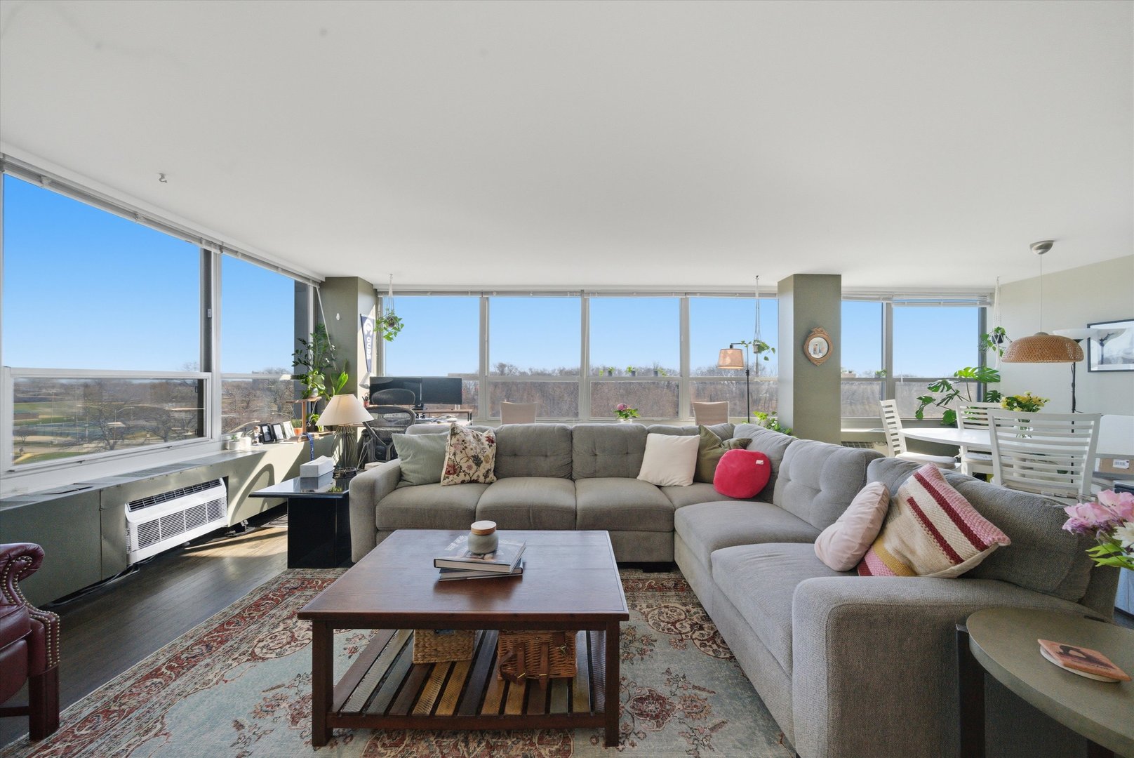 3550 North Lake Shore Drive Chicago IL 60657