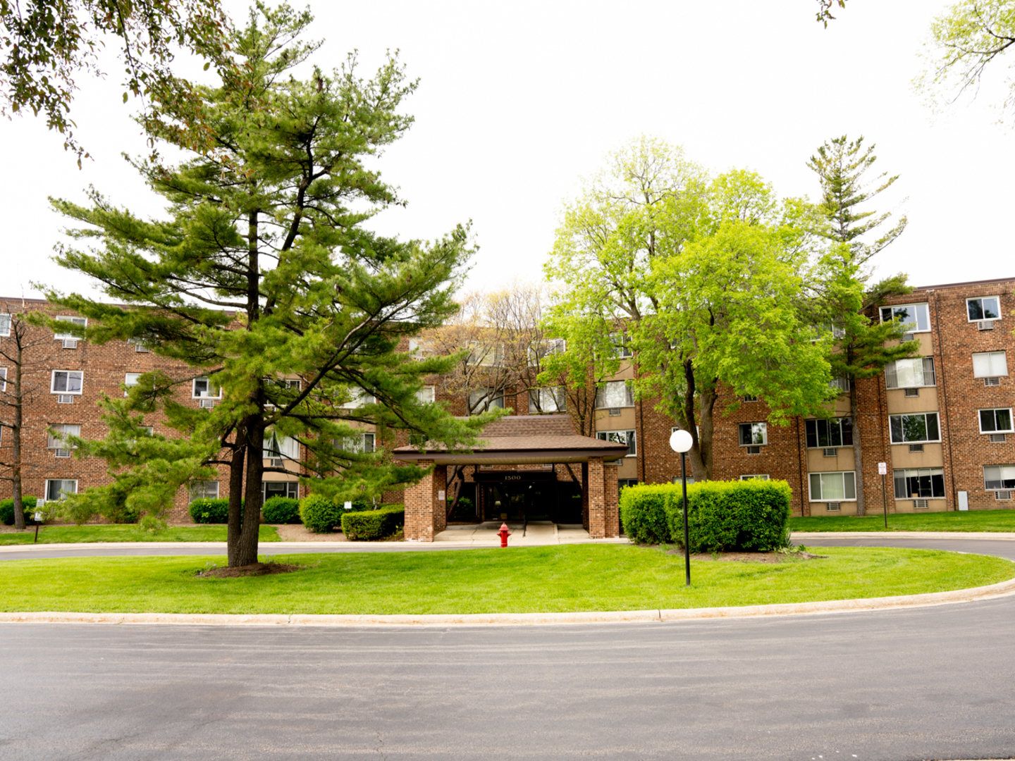1500 Robin Circle Hoffman Estates IL 60169