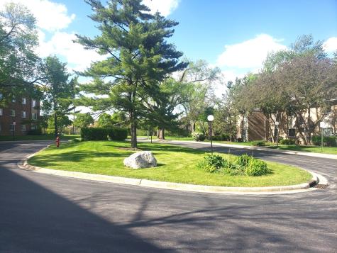 1500 Robin Circle Hoffman Estates IL 60169