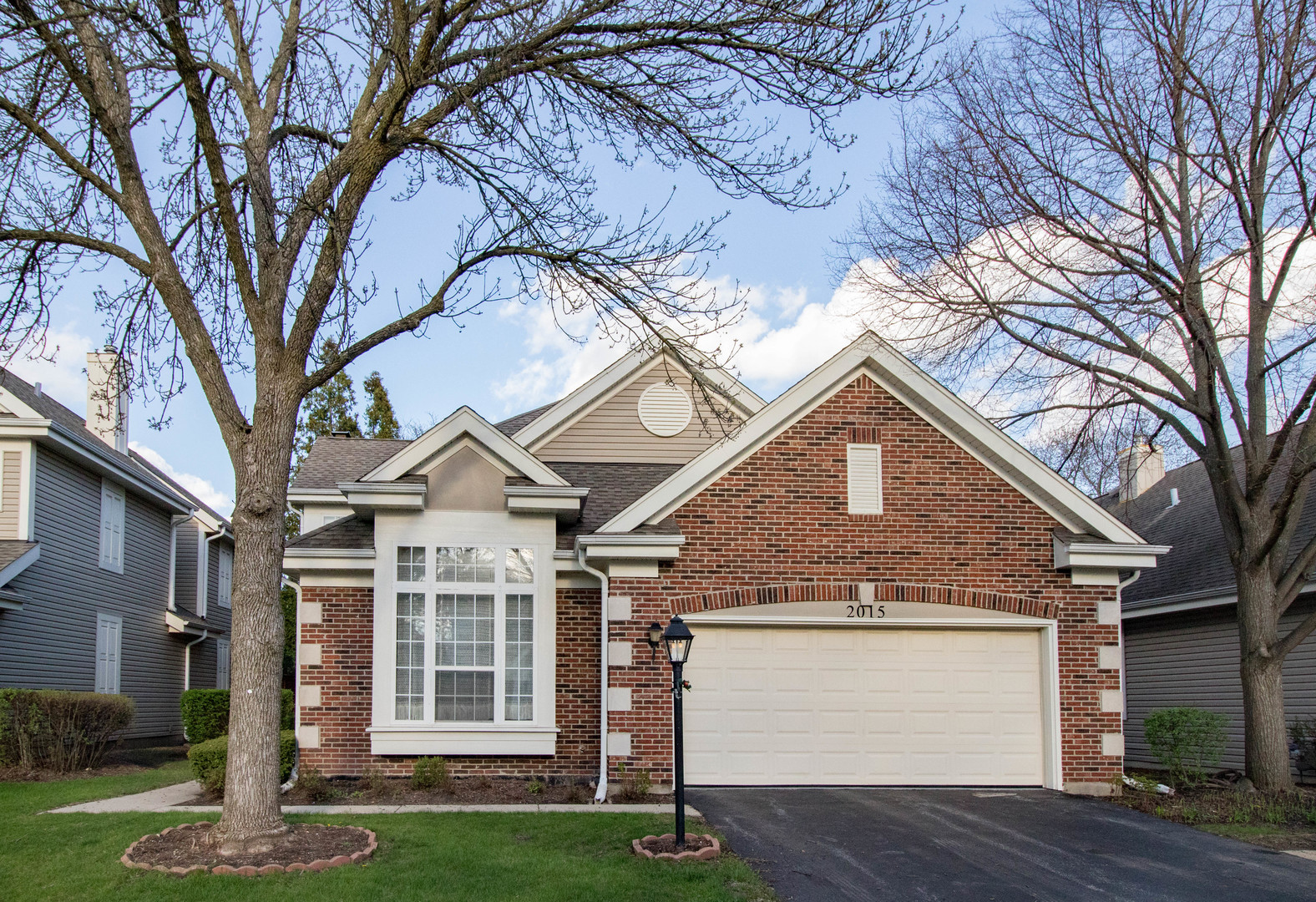 2015 North Evergreen Avenue Arlington Heights IL 60004