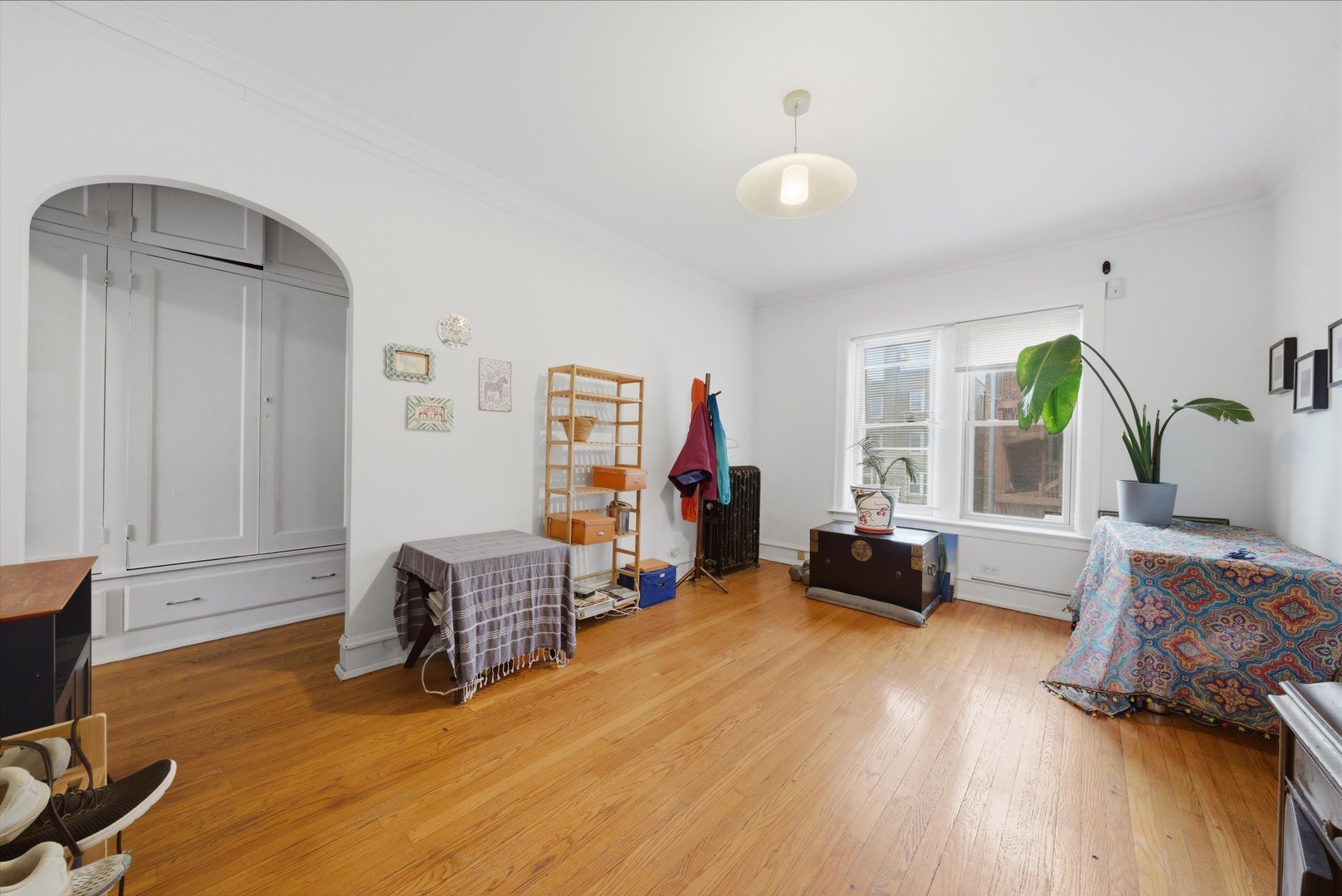 6205 North Oakley Avenue Chicago IL 60659