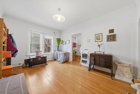 6205 North Oakley Avenue Chicago IL 60659