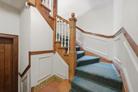 6205 North Oakley Avenue Chicago IL 60659