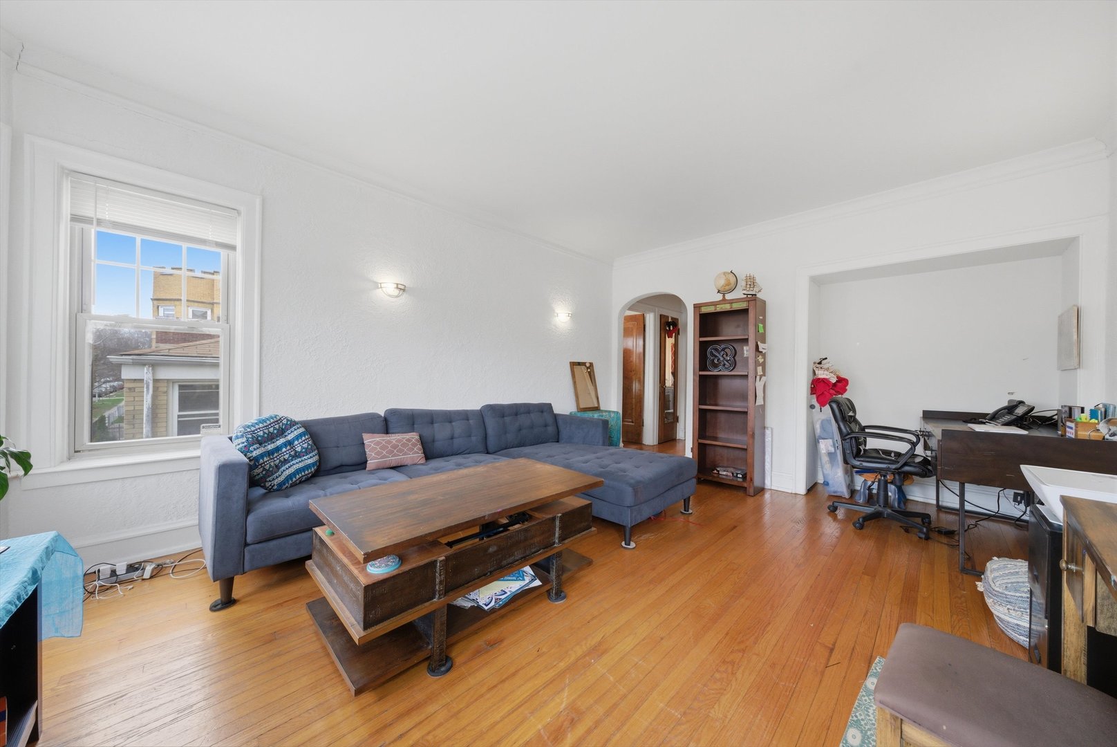 6205 North Oakley Avenue Chicago IL 60659