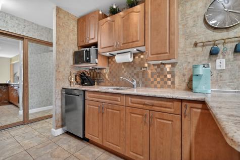 2638 North Windsor Drive Arlington Heights IL 60004