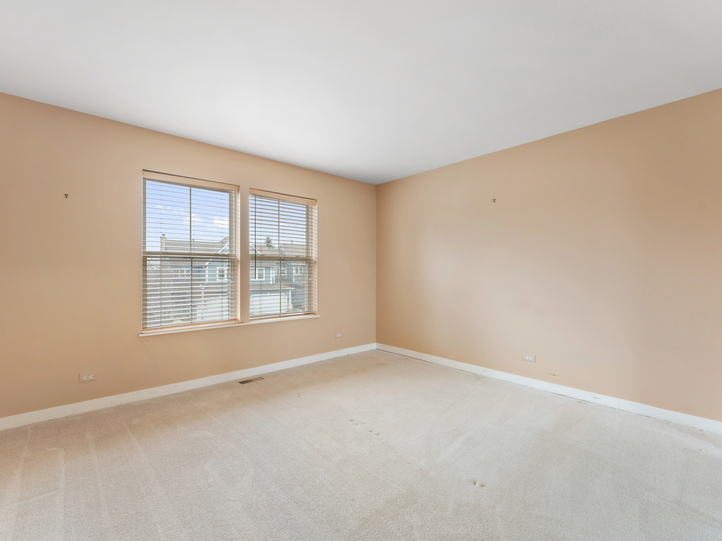 60 Tanglewood Drive Glen Ellyn IL 60137