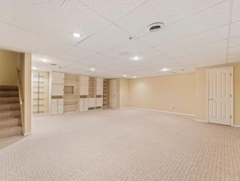 60 Tanglewood Drive Glen Ellyn IL 60137