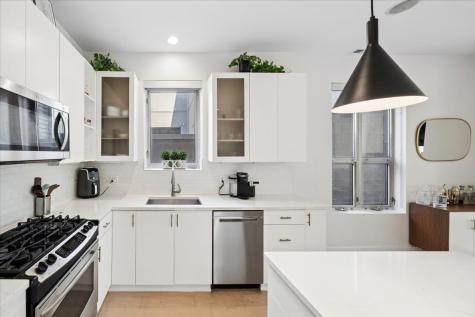 1850 West Division Street Chicago IL 60622