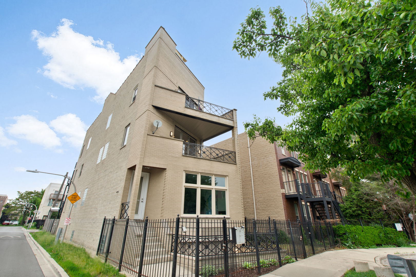 2538 West Flournoy Street Chicago IL 60612