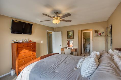 7070 Newport Drive Woodridge IL 60517