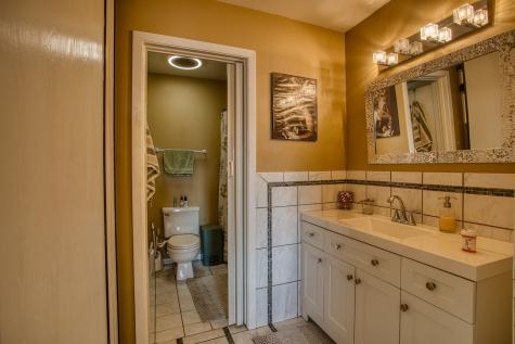 7070 Newport Drive Woodridge IL 60517