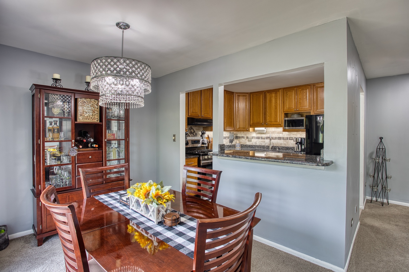 7070 Newport Drive Woodridge IL 60517