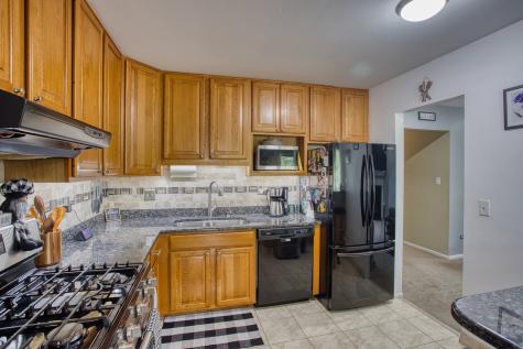 7070 Newport Drive Woodridge IL 60517