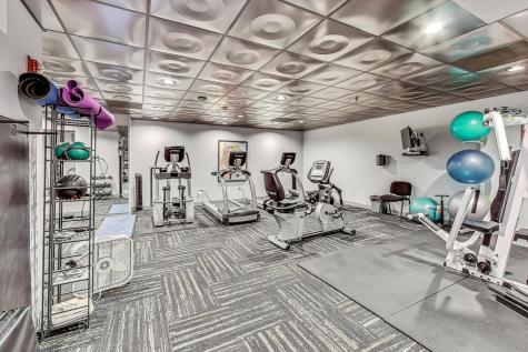 77 South Evergreen Avenue Arlington Heights IL 60005