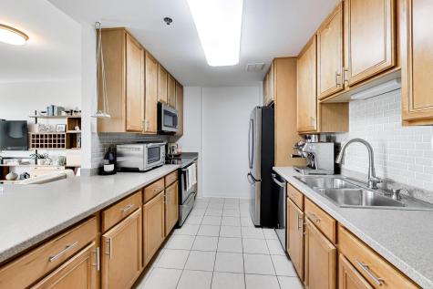 77 South Evergreen Avenue Arlington Heights IL 60005