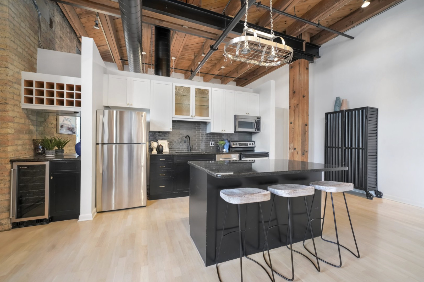 1872 North Clybourn Avenue Chicago IL 60614