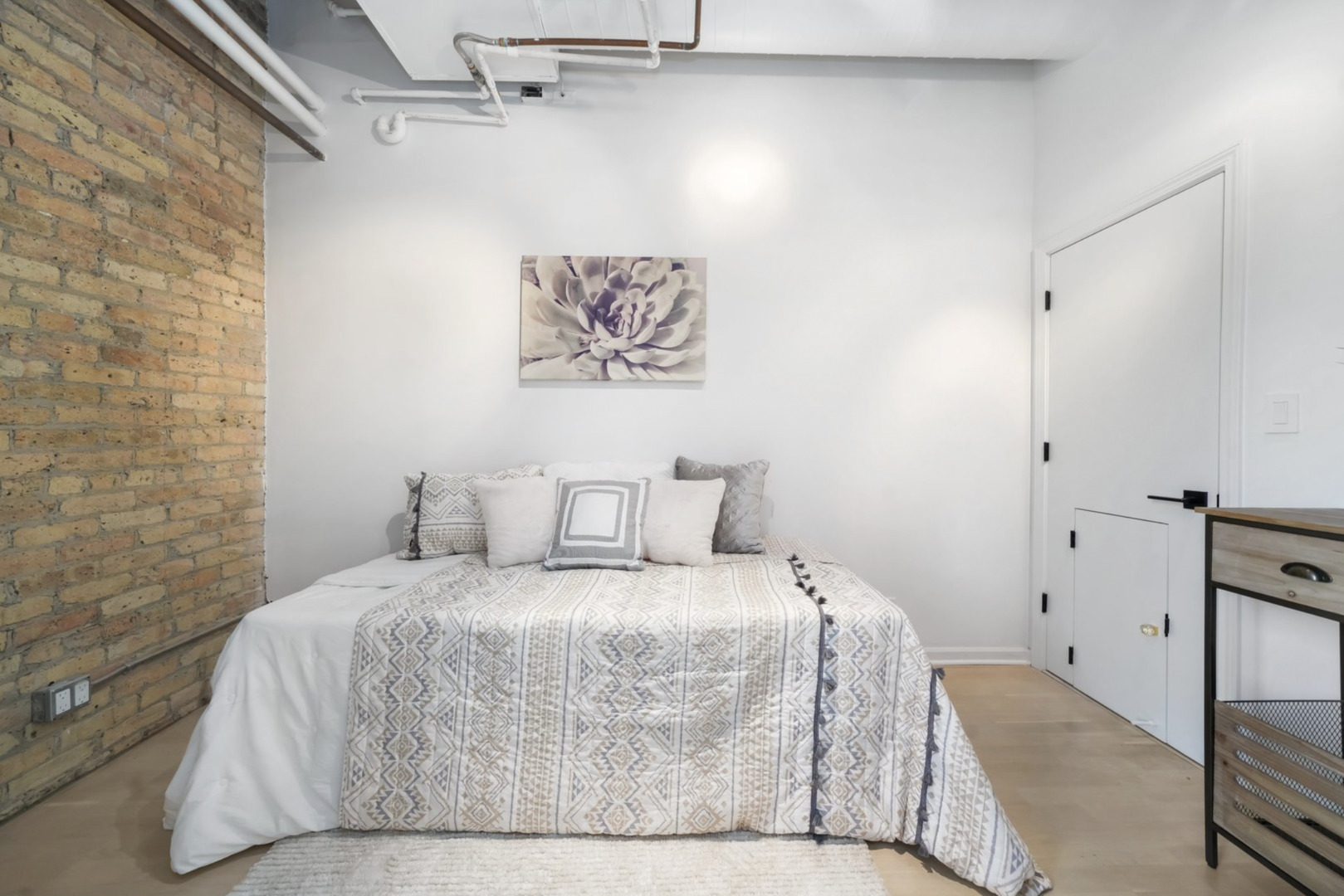 1872 North Clybourn Avenue Chicago IL 60614