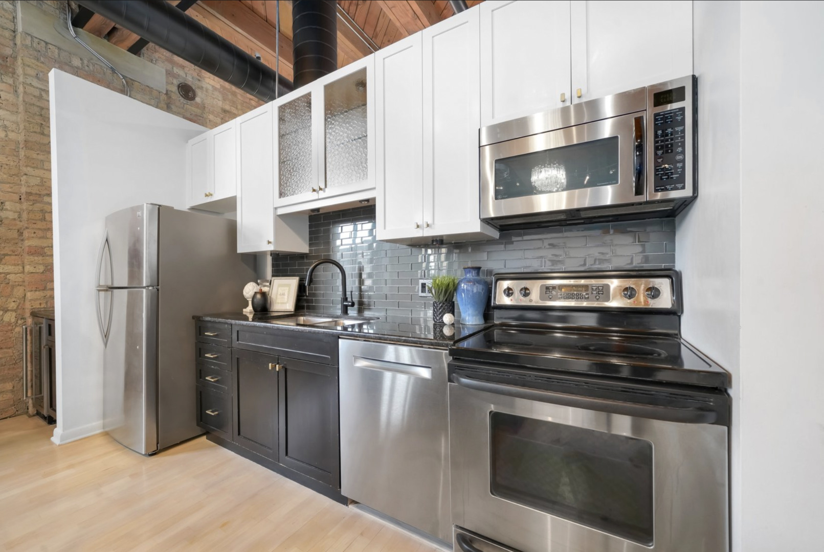 1872 North Clybourn Avenue Chicago IL 60614