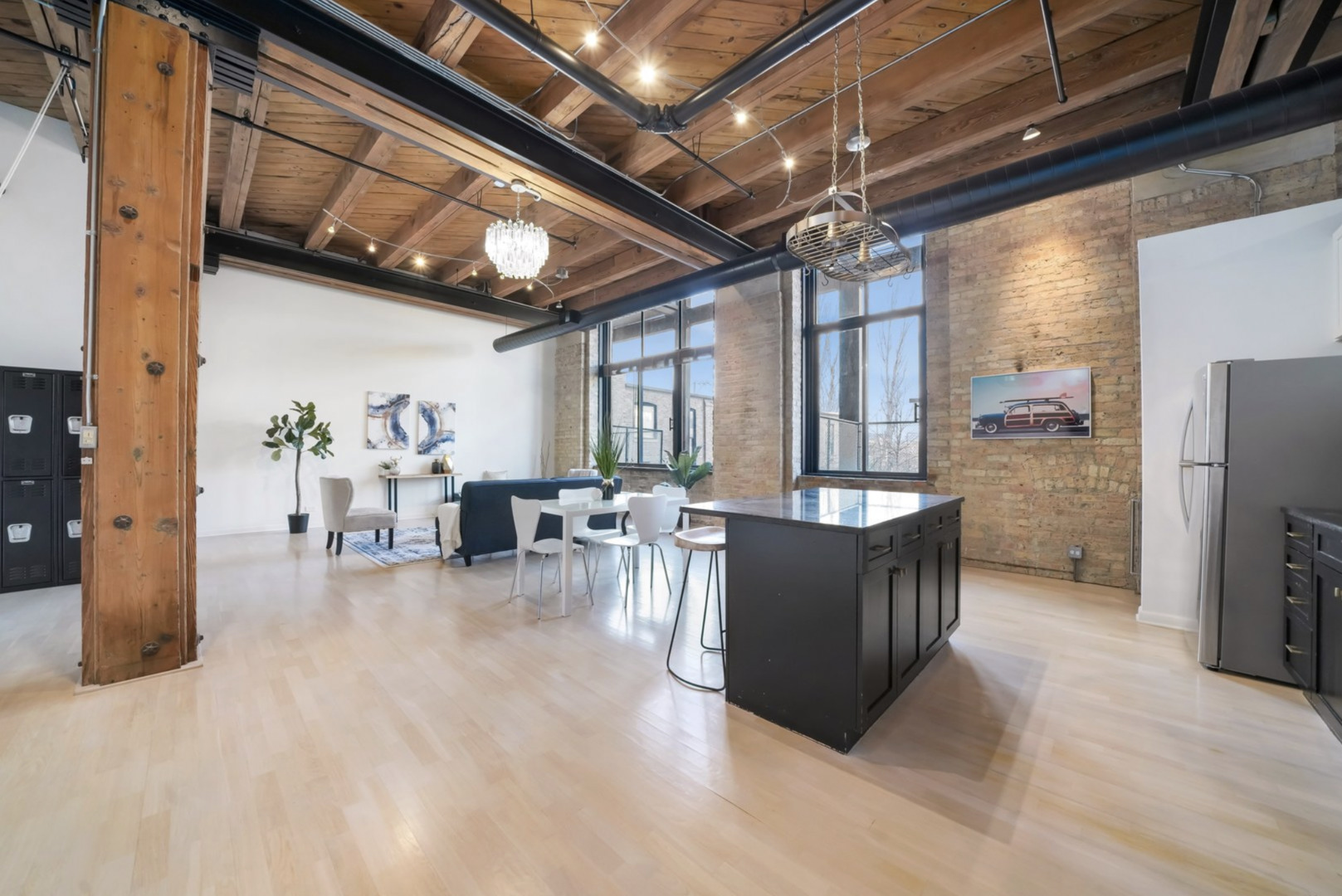 1872 North Clybourn Avenue Chicago IL 60614