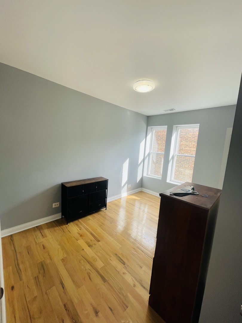 1411 East 67th Place Chicago IL 60637