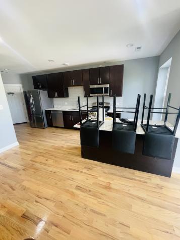 1411 East 67th Place Chicago IL 60637
