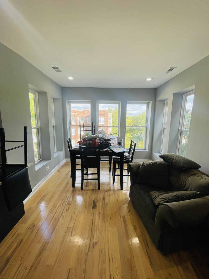 1411 East 67th Place Chicago IL 60637