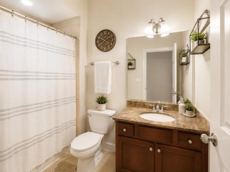 1625 West Estes Avenue Chicago IL 60626