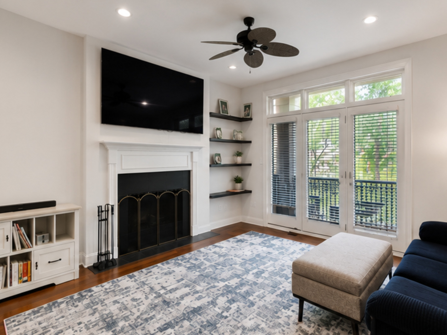 1625 West Estes Avenue Chicago IL 60626