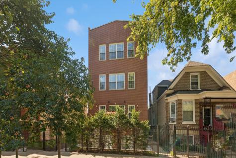 2458 North Linden Place Chicago IL 60647
