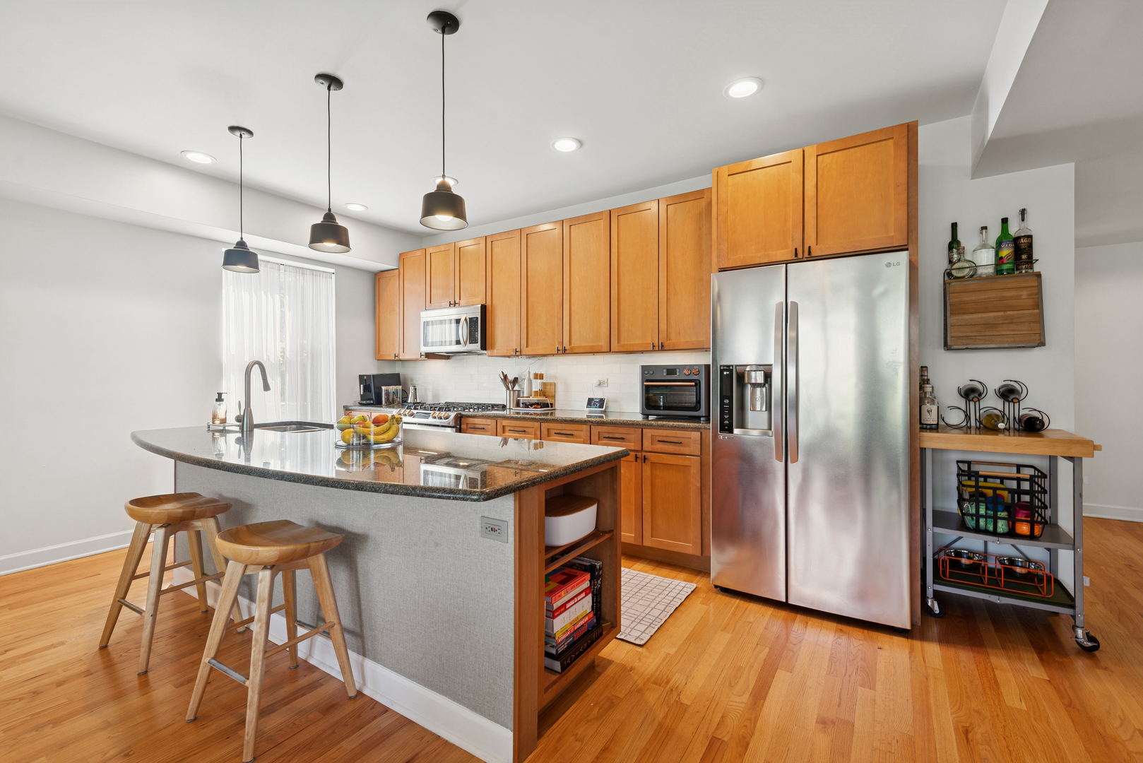 2458 North Linden Place Chicago IL 60647