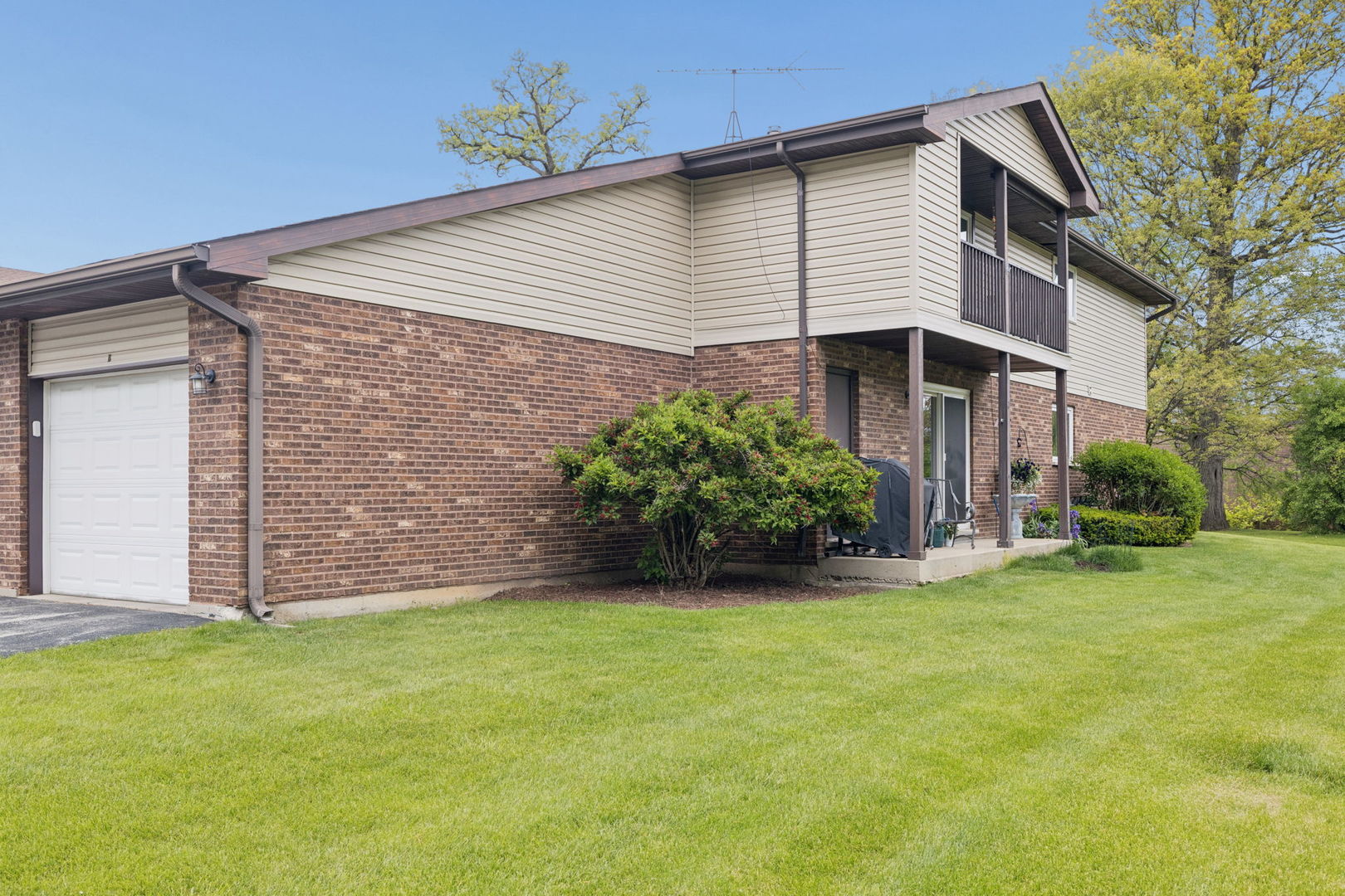 417 Manor Court New Lenox IL 60451