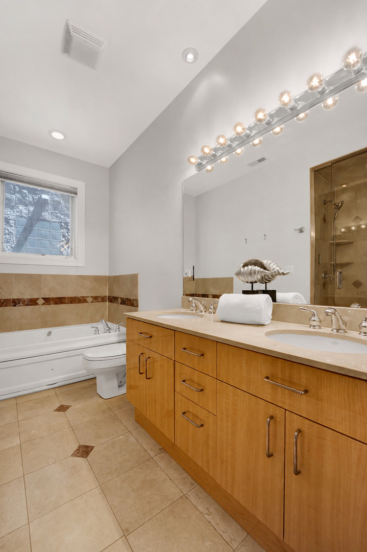 2637 West Belmont Avenue Chicago IL 60618