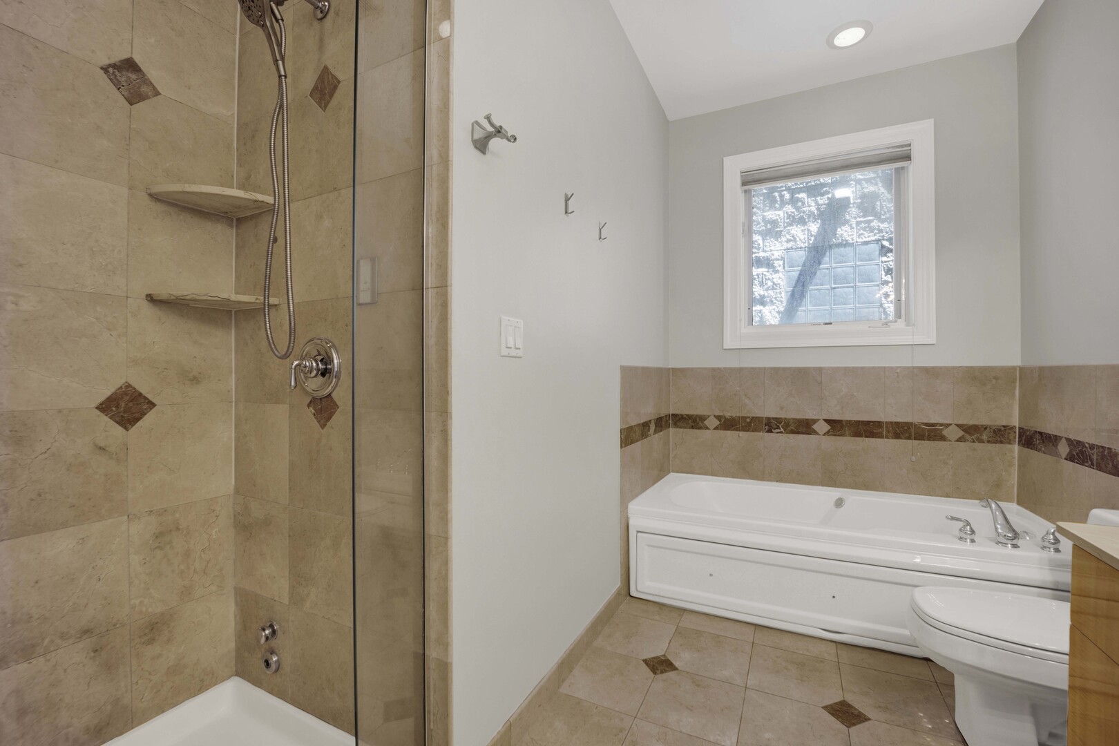 2637 West Belmont Avenue Chicago IL 60618