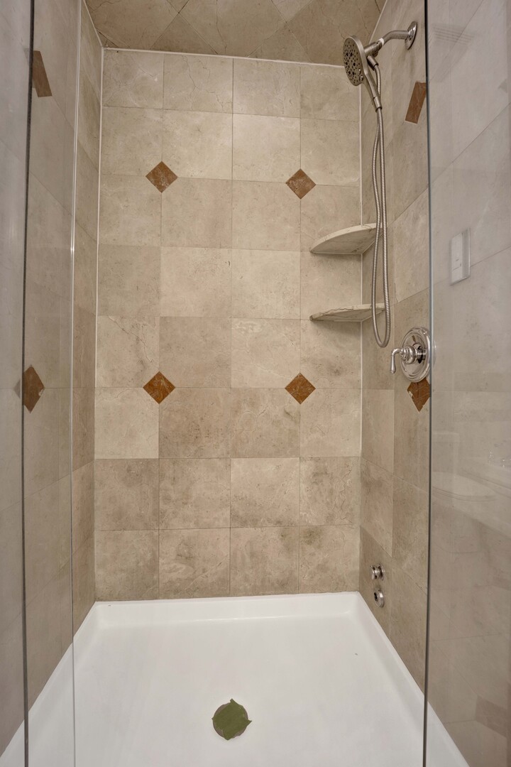 2637 West Belmont Avenue Chicago IL 60618