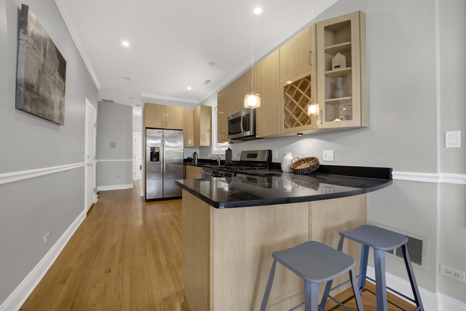 2637 West Belmont Avenue Chicago IL 60618