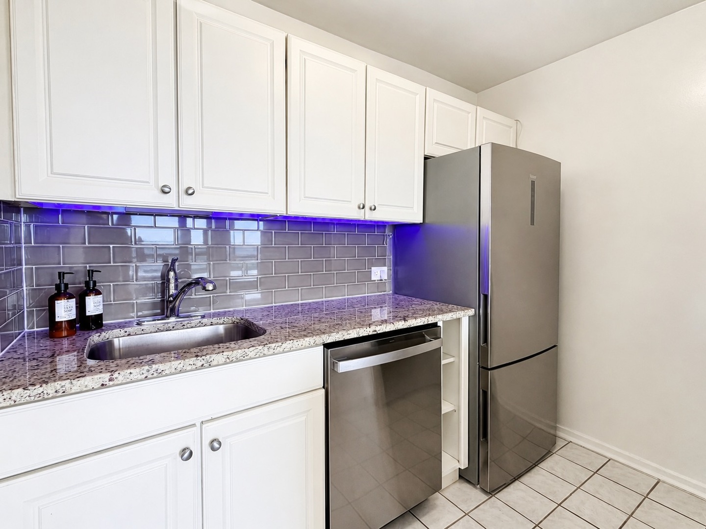 4343 North Clarendon Avenue Chicago IL 60613