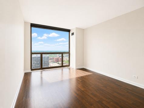 4343 North Clarendon Avenue Chicago IL 60613