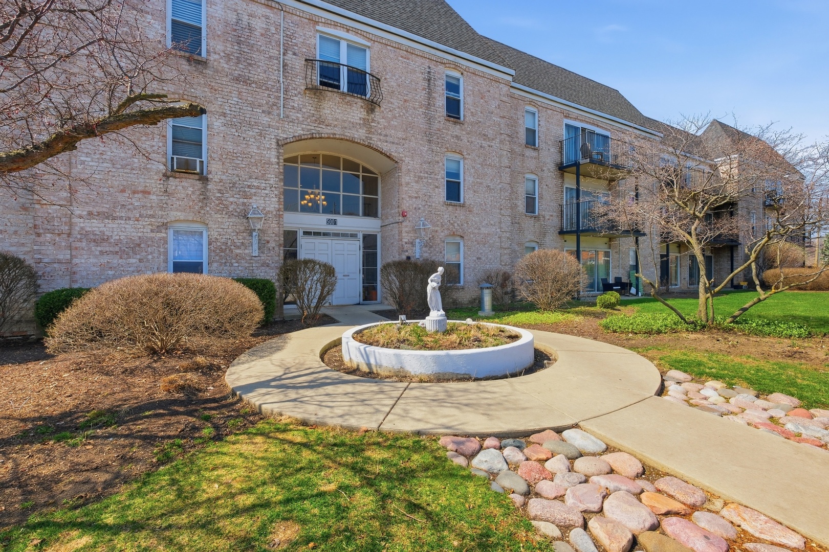 5001 Carriage Way Drive Rolling Meadows IL 60008